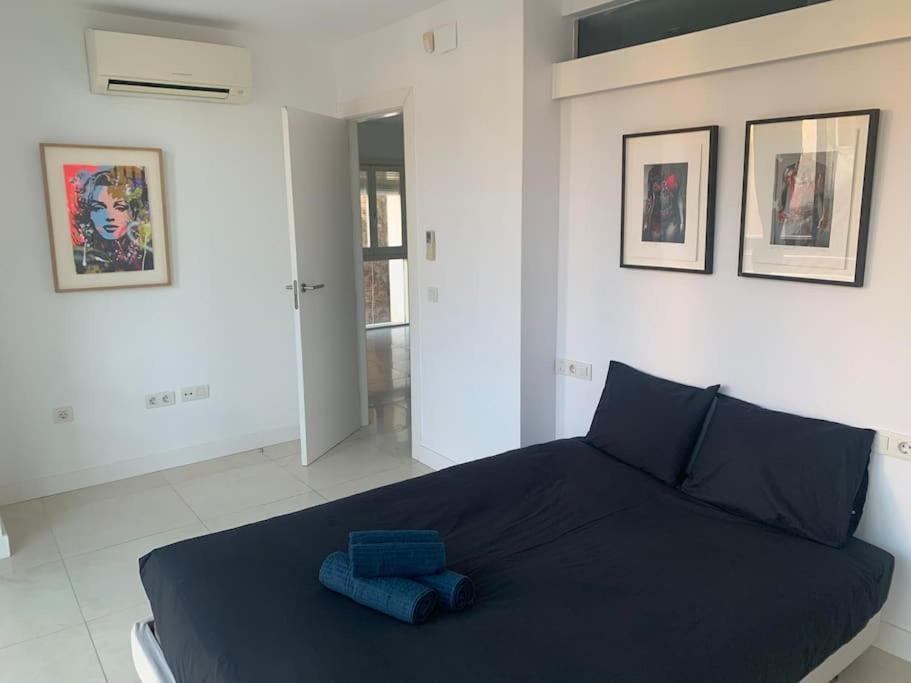 Spacious Loft / Literally At The Foot Of Alhambra Lägenhet Granada Exteriör bild